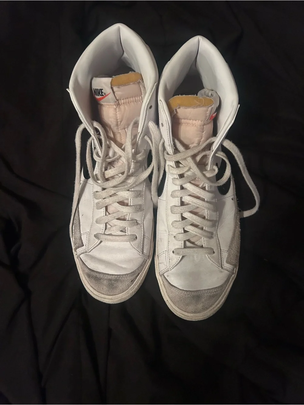White/black Nike mid blazer 77
